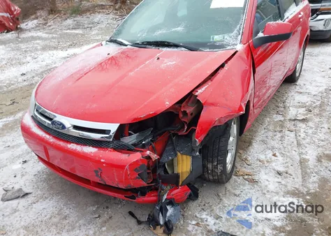 2008 Ford Focus Se/Ses из США, поврежденный, VIN 1FAHP35NX8W171650